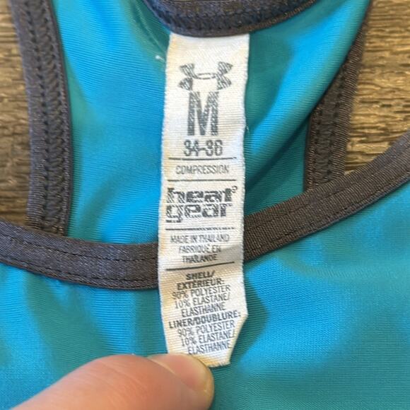 Bundle of 3 Under Armour Women's Terry Sweatshirt, Sports Bra, Shorty Shorts Med - Picture 10 of 16